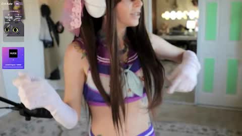 Archancel online show from 10-23-25, 03:11