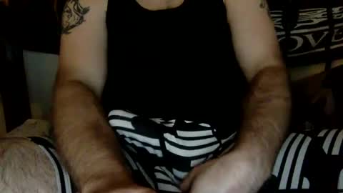 Snapshot of arcticblitz chatting on 10-04-25, 09:57 arcticblitz online show from 10-04-25, 09:57