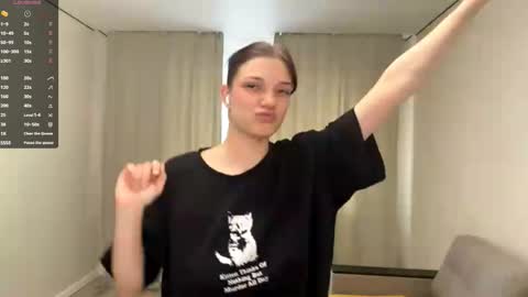 Snapshot of ardisparty chatting on 03-27-26, 10:48 Caroline online show from 03-27-26, 10:48