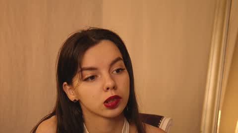 My name is Kelly online show from 12-07-24, 03:08