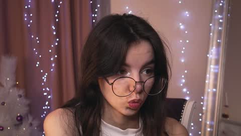 My name is Kelly online show from 12-15-24, 03:09