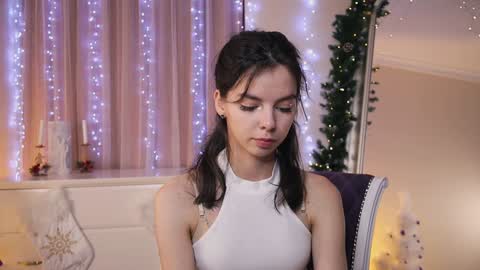 My name is Kelly online show from 12-18-24, 05:42