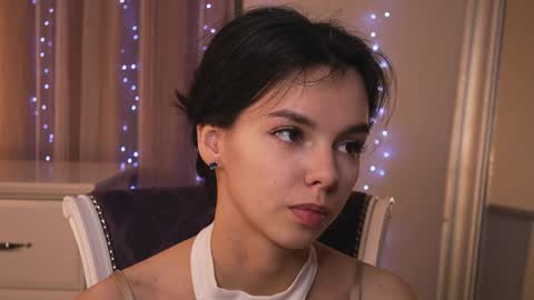 My name is Kelly online show from 01-14-25, 05:34