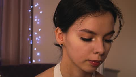 My name is Kelly online show from 01-17-25, 07:27
