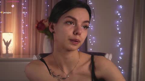 My name is Kelly online show from 02-08-25, 02:16