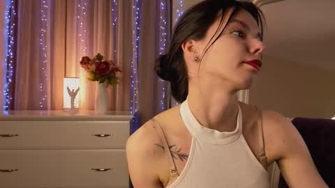 My name is Kelly online show from 02-24-25, 05:31