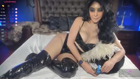 Areeya Wankiston online show from 09-15-25, 01:49
