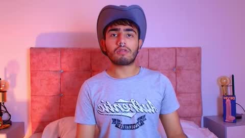 Ares Alpha  online show from 10-22-25, 07:35