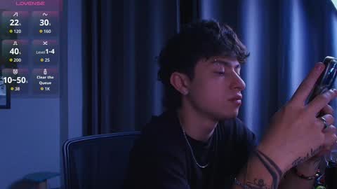 Ares online show from 10-25-25, 03:36