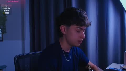 Ares online show from 10-31-25, 02:56