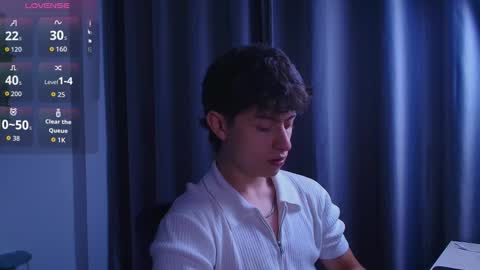 Ares online show from 11-09-25, 01:37