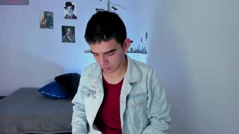 Snapshot of ares_johnsonn chatting on 12-20-24, 04:57 Ares online show from 12-20-24, 04:57