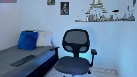 Snapshot of ares_johnsonn chatting on 12-31-24, 09:50 Ares online show from 12-31-24, 09:50