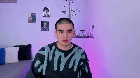 Snapshot of ares_johnsonn chatting on 01-04-25, 02:35 Ares online show from 01-04-25, 02:35