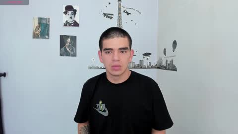 Snapshot of ares_johnsonn chatting on 01-12-25, 08:14 Ares online show from 01-12-25, 08:14