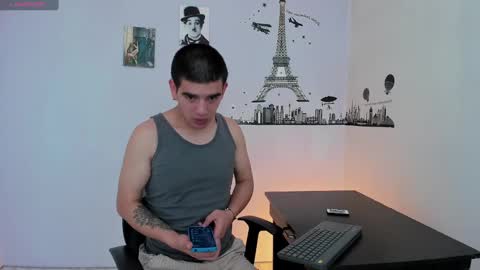 Snapshot of ares_johnsonn chatting on 01-16-25, 03:02 Ares online show from 01-16-25, 03:02