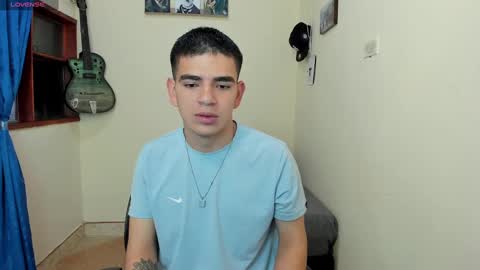 Snapshot of ares_johnsonn chatting on 02-01-25, 03:07 Ares online show from 02-01-25, 03:07