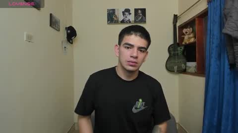 Snapshot of ares_johnsonn chatting on 02-11-25, 12:48 Ares online show from 02-11-25, 12:48