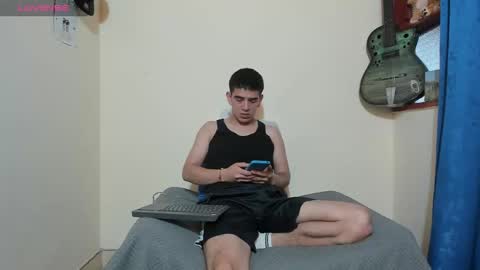 Snapshot of ares_johnsonn chatting on 02-11-25, 03:51 Ares online show from 02-11-25, 03:51