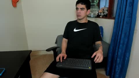Snapshot of ares_johnsonn chatting on 02-24-25, 12:48 Ares online show from 02-24-25, 12:48