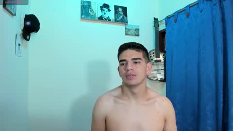 Snapshot of ares_johnsonn chatting on 03-05-25, 06:56 Ares online show from 03-05-25, 06:56