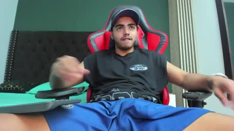 Snapshot of ares_pain_ chatting on 04-10-26, 07:29 ares_pain_ online show from 04-10-26, 07:29