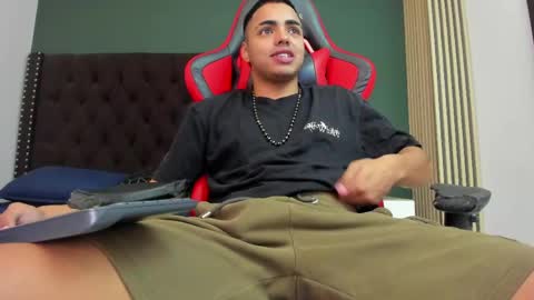 Snapshot of ares_pain_ chatting on 04-16-26, 07:36 ares_pain_ online show from 04-16-26, 07:36