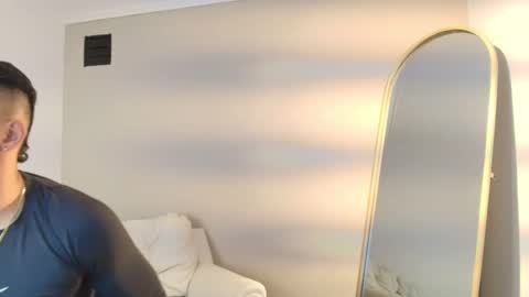 Snapshot of areslevi chatting on 01-07-26, 06:32 ares levi online show from 01-07-26, 06:32