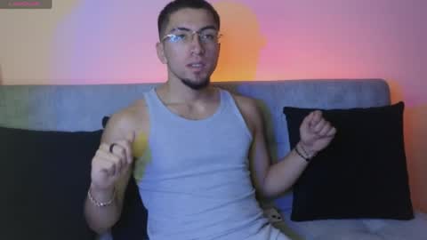 Snapshot of aresmassimox chatting on 04-05-26, 02:47 Mateo online show from 04-05-26, 02:47