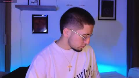 Snapshot of aresmassimox chatting on 04-30-26, 11:16 Mateo online show from 04-30-26, 11:16