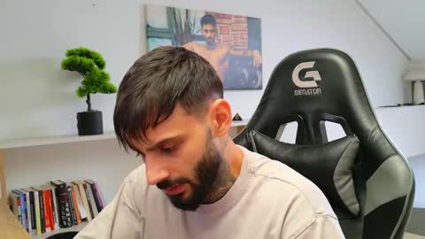 Snapshot of aressteel chatting on 09-17-25, 01:24 Ares Steel online show from 09-17-25, 01:24