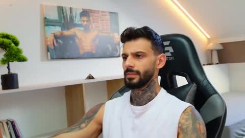 Snapshot of aressteel chatting on 09-22-25, 05:42 Ares Steel online show from 09-22-25, 05:42