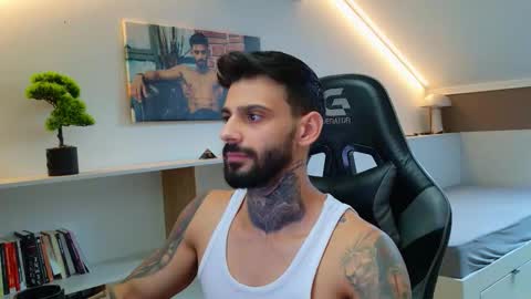 Snapshot of aressteel chatting on 09-28-25, 02:55 Ares Steel online show from 09-28-25, 02:55