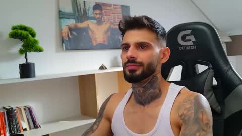 Snapshot of aressteel chatting on 10-01-25, 12:44 Ares Steel online show from 10-01-25, 12:44