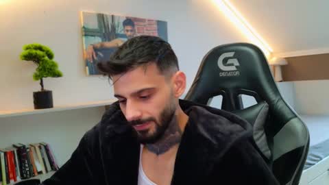 Snapshot of aressteel chatting on 10-03-25, 06:21 Ares Steel online show from 10-03-25, 06:21