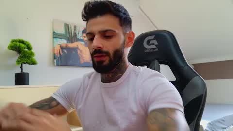 Snapshot of aressteel chatting on 10-13-25, 11:10 Ares Steel online show from 10-13-25, 11:10