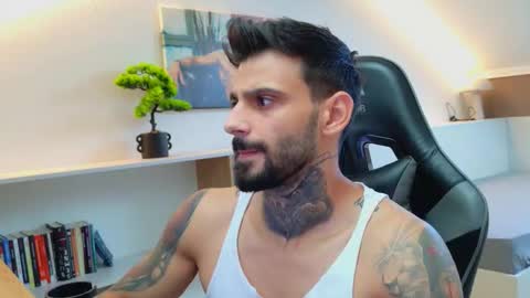 Snapshot of aressteel chatting on 10-24-25, 05:48 Ares Steel online show from 10-24-25, 05:48