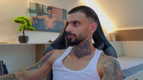 Snapshot of aressteel chatting on 10-29-25, 02:30 Ares Steel online show from 10-29-25, 02:30