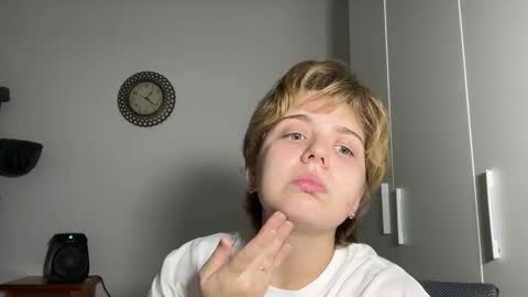 ari_crystal online show from 02-02-26, 11:20