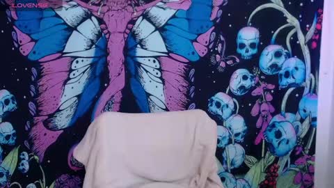 Ahri James online show from 05-22-26, 10:15