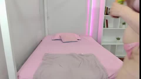    online show from 10-15-25, 07:47