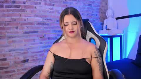 Snapshot of ari_white8 chatting on 02-09-25, 06:16 Ari online show from 02-09-25, 06:16