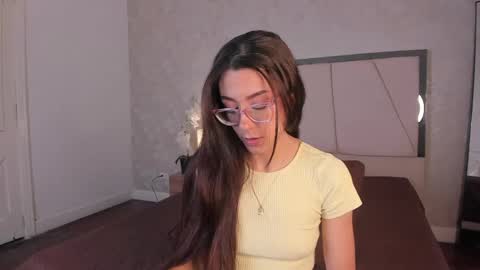Ari Wilde online show from 05-09-26, 02:00