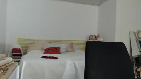 aria_andradee online show from 09-26-25, 03:10