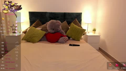 Snapshot of aria_blisss chatting on 02-03-25, 12:47 aria_blisss online show from 02-03-25, 12:47