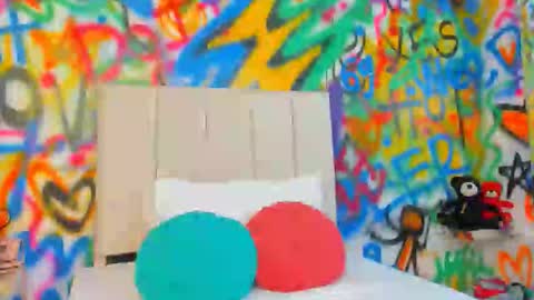 Snapshot of aria_martiin chatting on 03-27-26, 03:45 aria online show from 03-27-26, 03:45