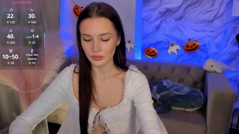 aria_mila online show from 10-24-25, 11:17