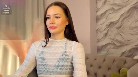 aria_mila online show from 11-06-25, 11:22