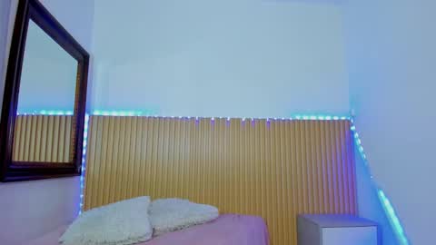 Aria Millers  online show from 01-07-26, 11:01