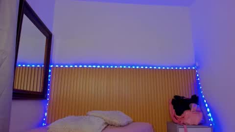 Aria Millers  online show from 01-14-26, 11:16